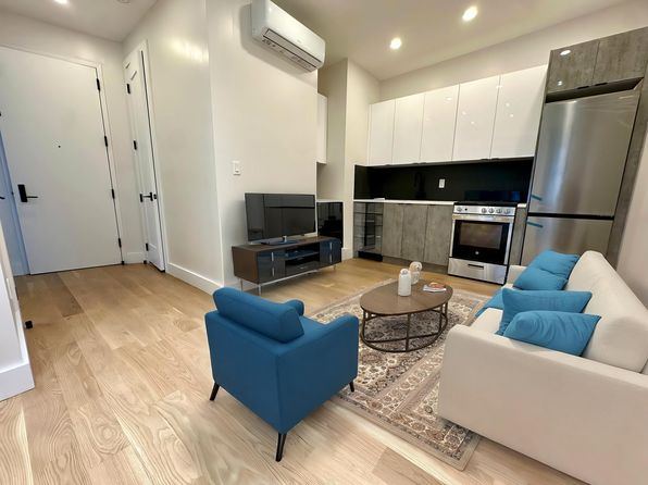 72 Greenpoint Ave #2B