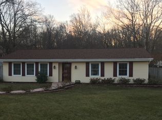 4109 Sunburst Ct, Alexandria, VA 22303