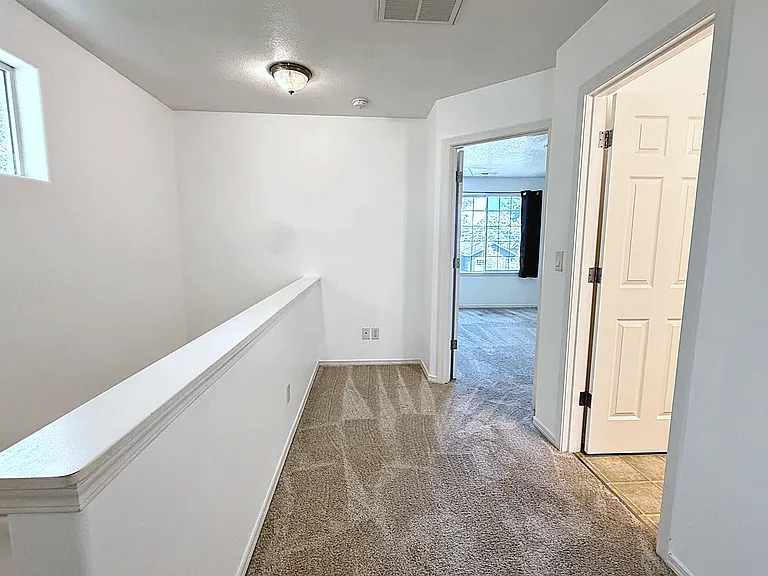 8807 N Tyndall Ave — Photo 21