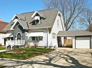 1800 W Fairmount Ave, Milwaukee, WI 53209