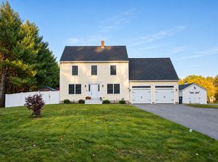 3 Cotton Dr, Gorham, ME 04038