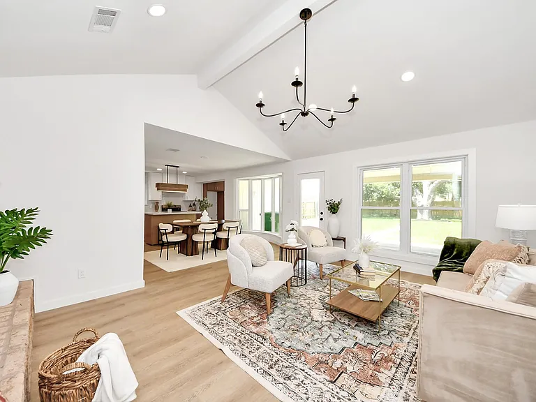 5946 Willowbend Blvd — Photo 7