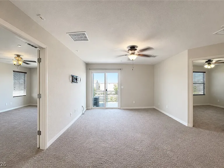 1153 Bear Head St — Photo 25