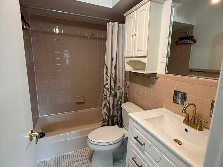 1234 Elmwood Ave #4F — Photo 23