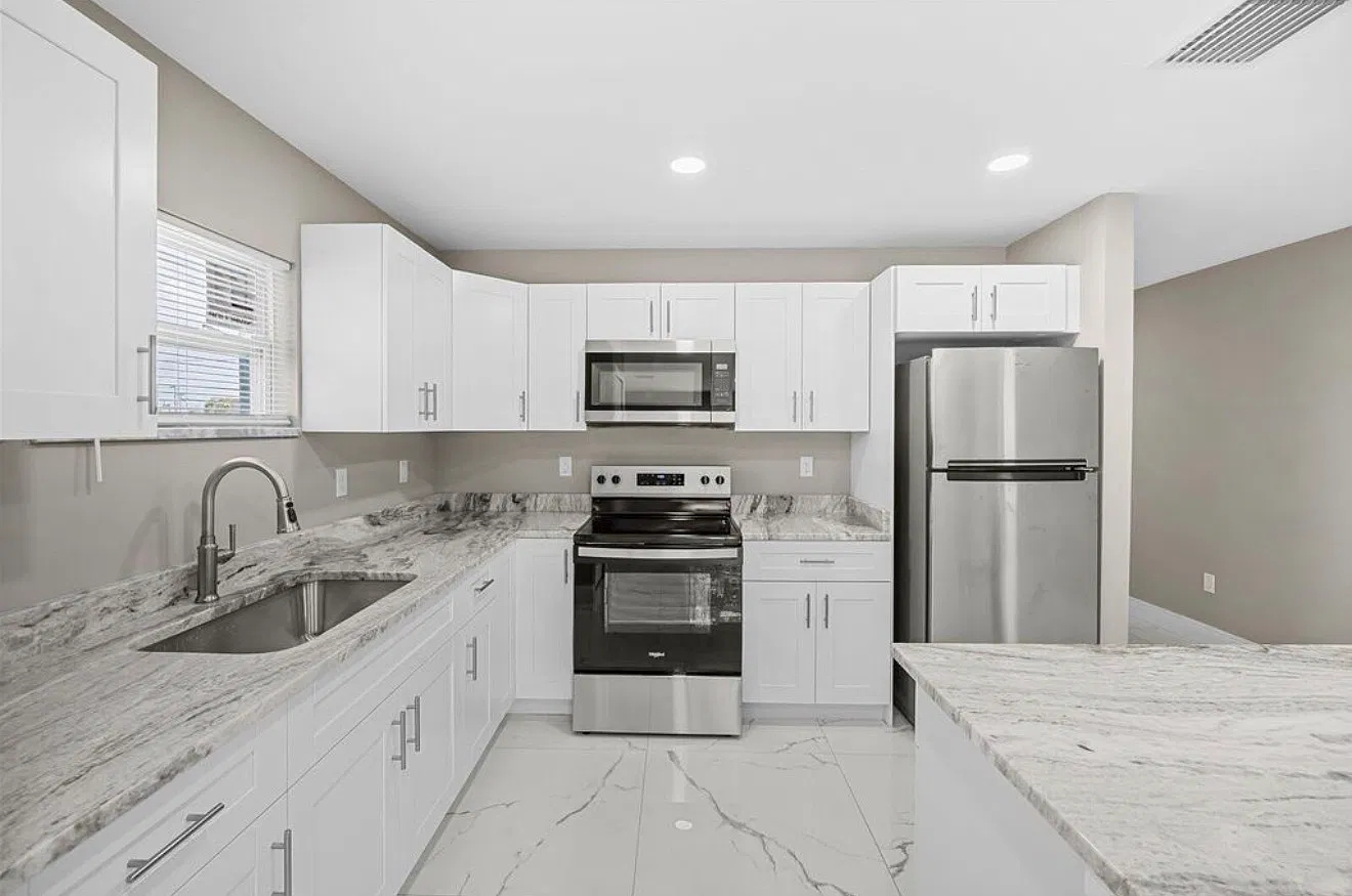 3 bed, 1482 sqft, $2,250 — Photo 4