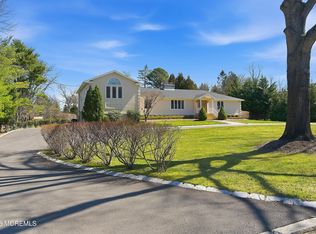 49 Farm Rd, Middletown, NJ 07748