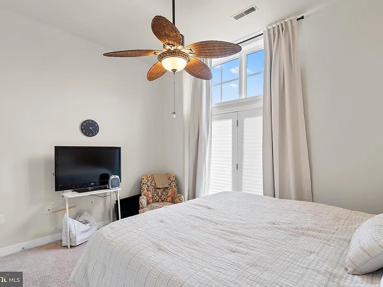 181 E Reed Ave #412 — Photo 22
