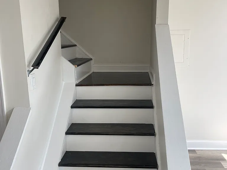 704 S 5th St #3 — Photo 3