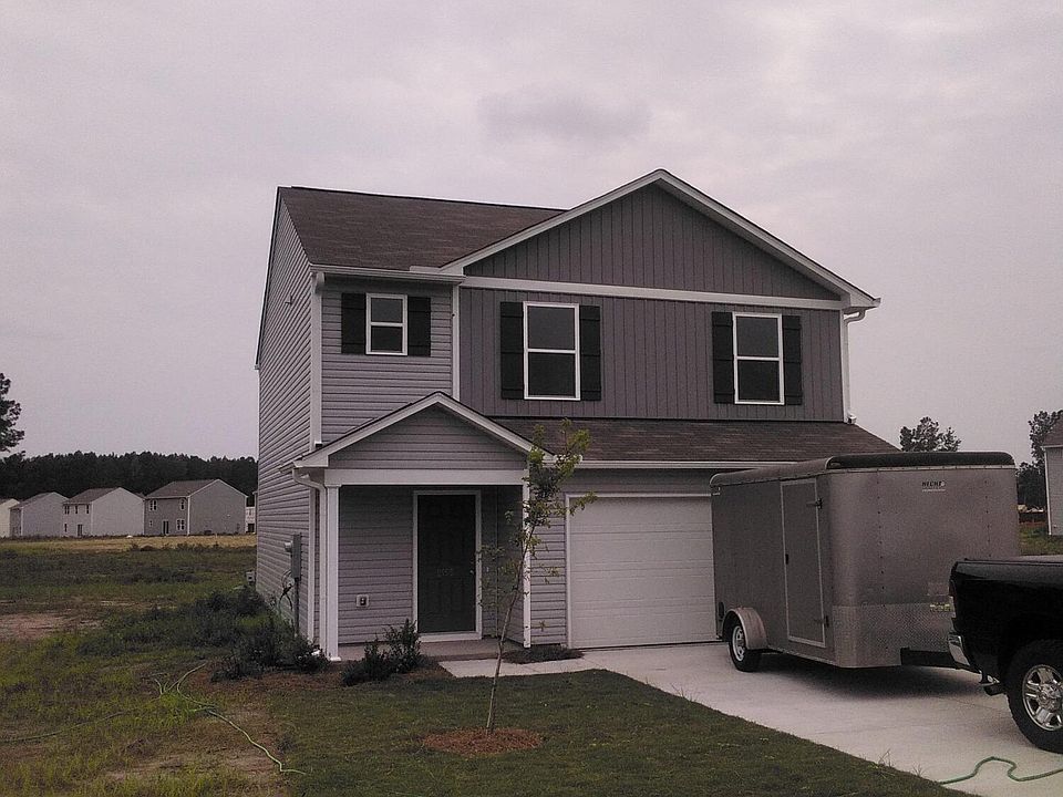 2nd image of 2155 Carriage Drive