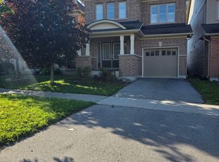 215 Windfields Farm Dr W, Oshawa, ON L1L0K5