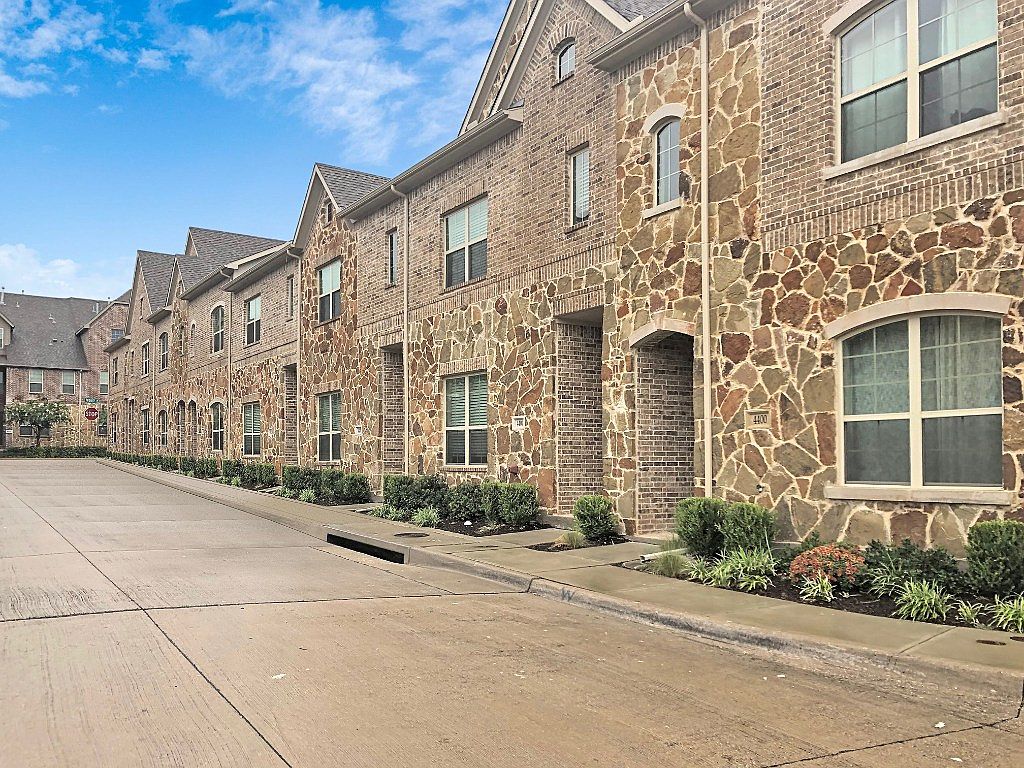 2821 Troutt Dr #24, Carrollton, TX 75010 | Zillow