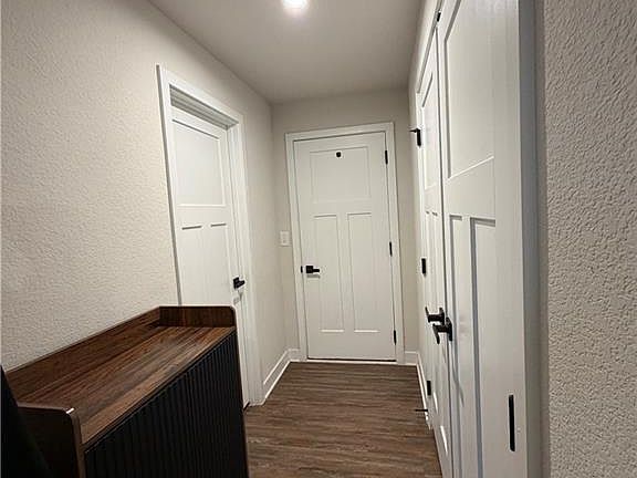 5th image of 180 Spring Grove Way