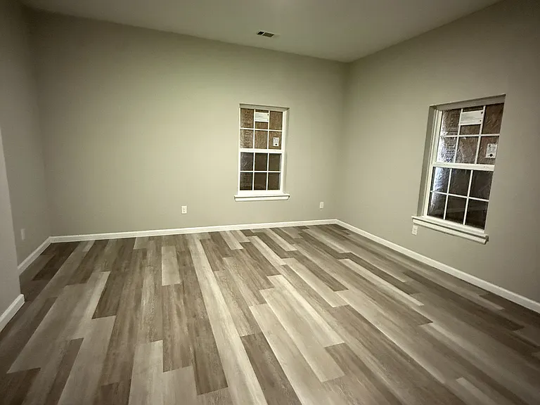 315 Avenue U — Photo 5