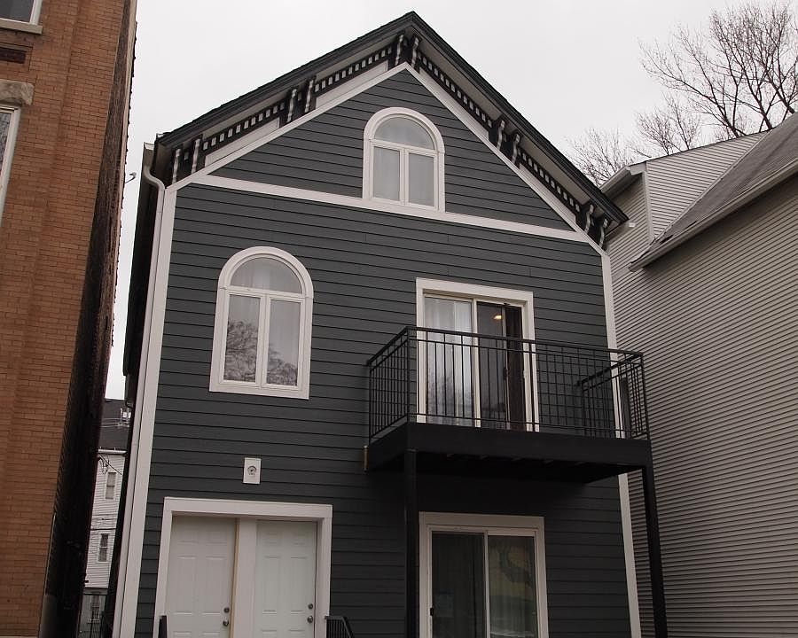 1st image of 3303 N Southport Ave APT 2R