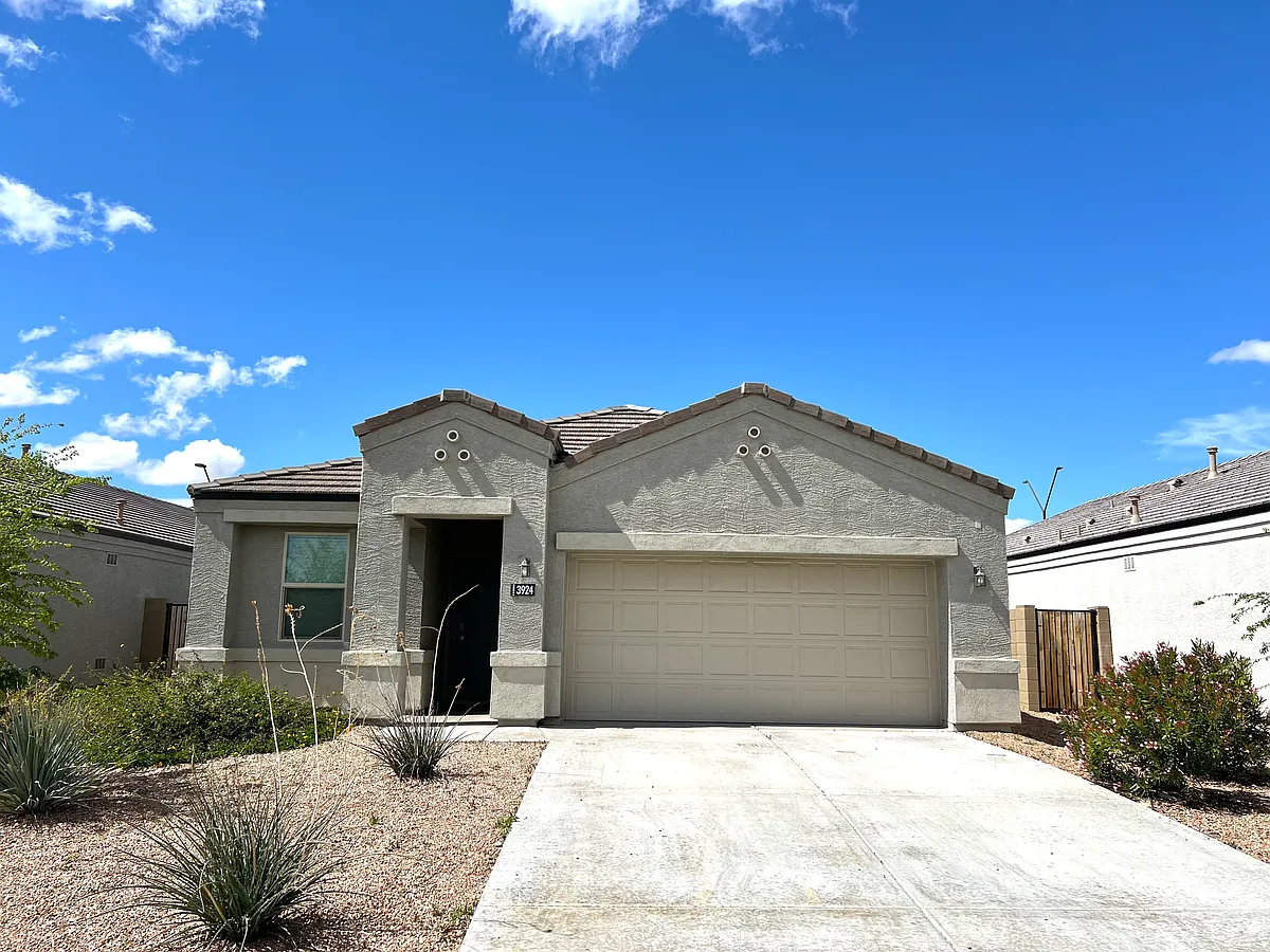 Building Photo - 3924 N 308th Dr