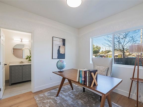 4th image of 322 Karen Ave Unit 201