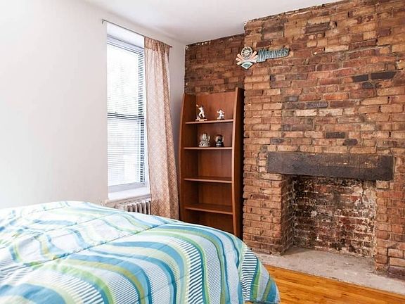 2nd image of 523 E 5th St APT 6