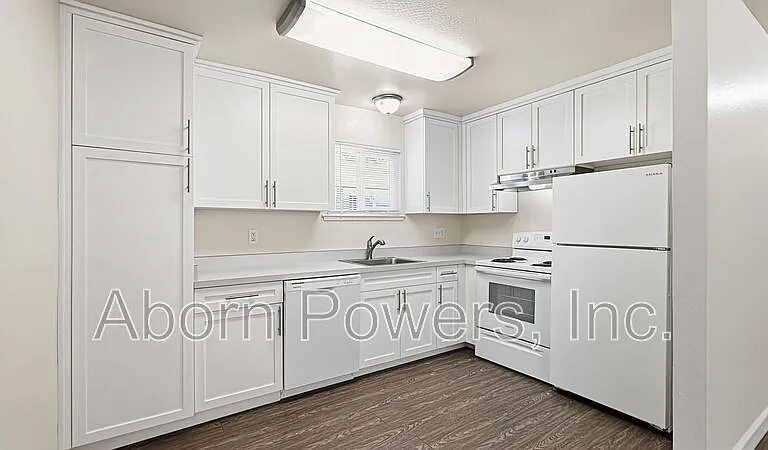 2760 Coloma St #3 — Photo 5