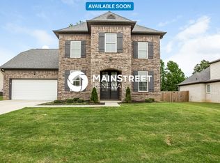 6334 Garrison Ln, Olive Branch, MS 38654