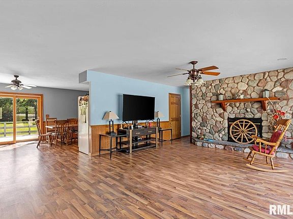 5th image of 2620 Piper Ln