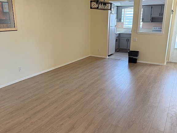 3rd image of 2926 Ashley Dr E APT D