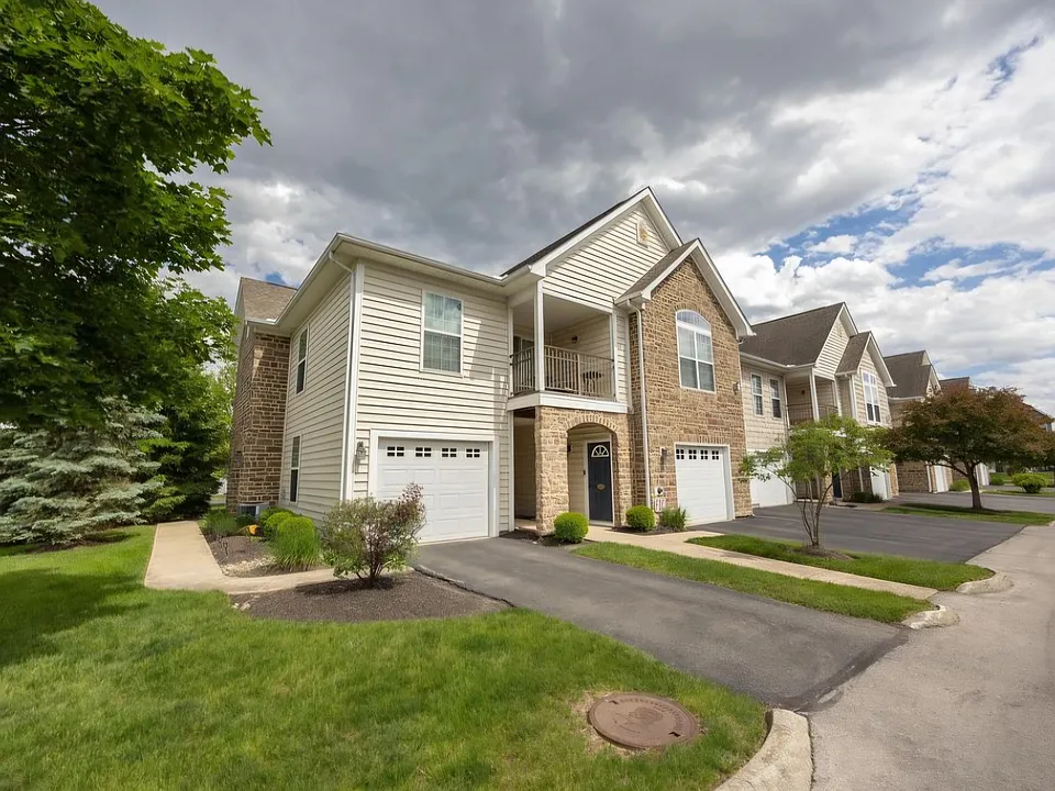 3953 Rue De Brittany