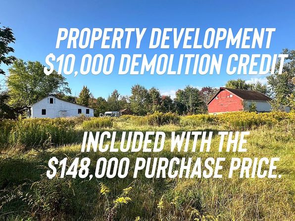 9368 Madison Rd, Montville, OH 44064