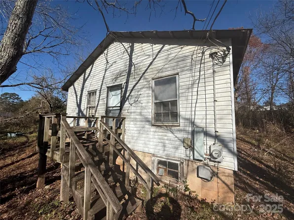 3371 Berea Church Rd #10, Connelly Springs, NC 28612