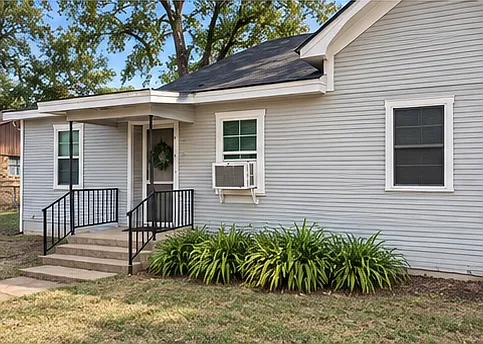 3 bed, 1883 sqft, $1,600 — Photo 2