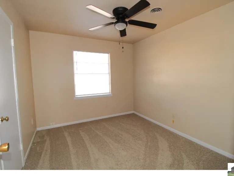 2107 Brantley Ave — Photo 32