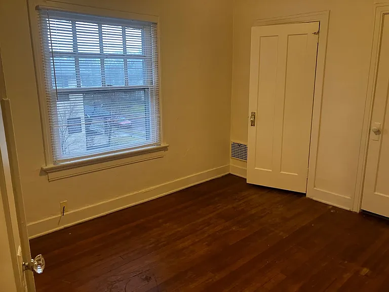 101-103 W Norman Ave — Photo 11