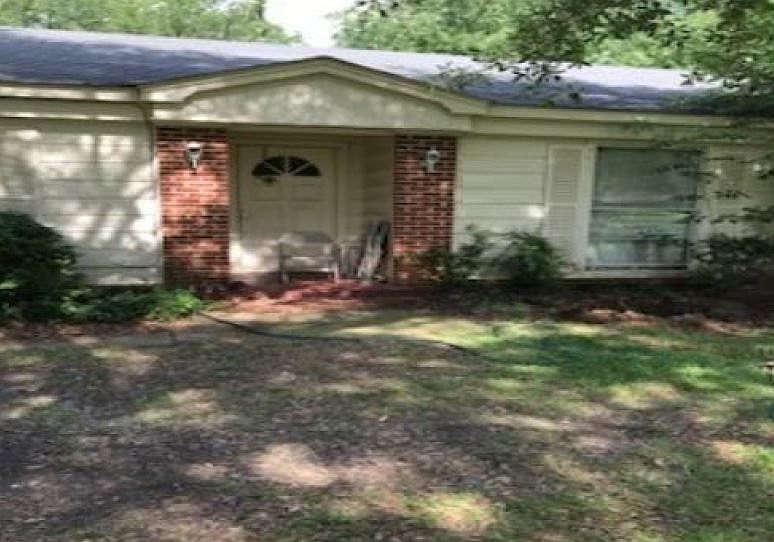 1st image of 1302 Gladney Dr