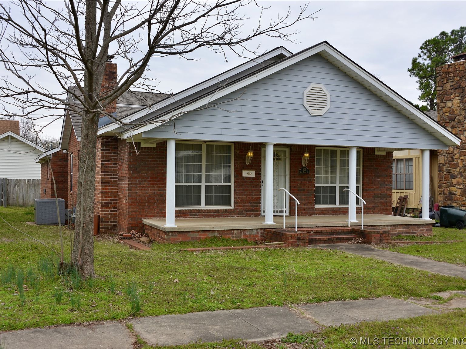 803 W Moore St, Henryetta, OK 74437 MLS 2309424 Zillow