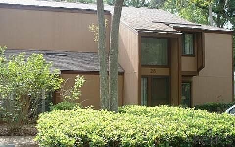 1st image of 28 Greenbriar Ct
