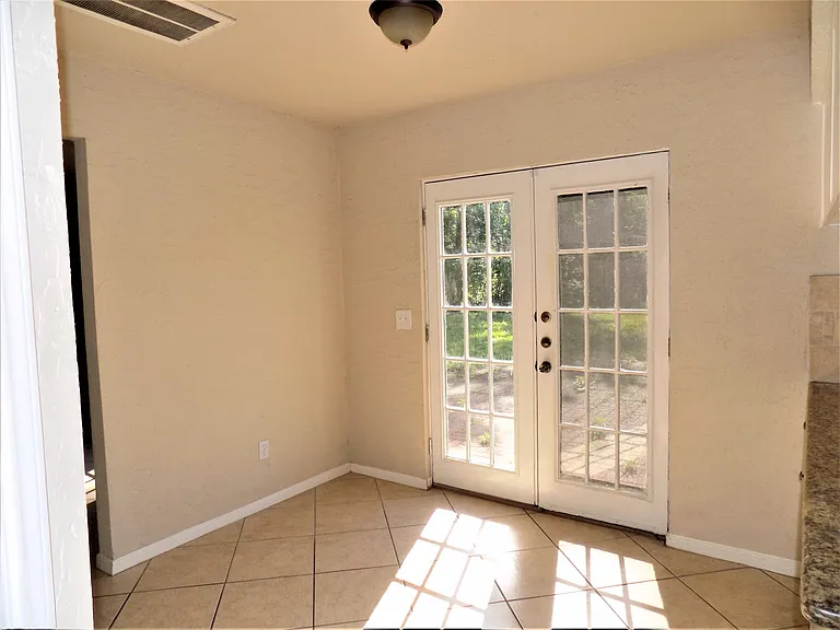12315 Mill Ridge Dr — Photo 5