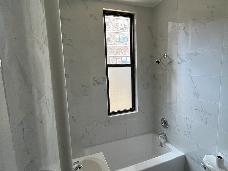 312 E 80th St #1E — Photo 9