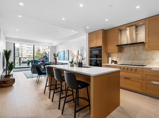 1355 Bellevue Ave #403, West Vancouver, BC