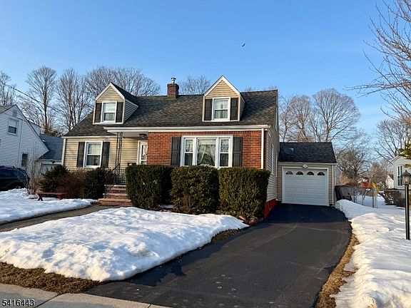 2nd image of 12 Diana Rd