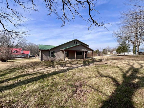 2nd image of 240 Pitts Rd