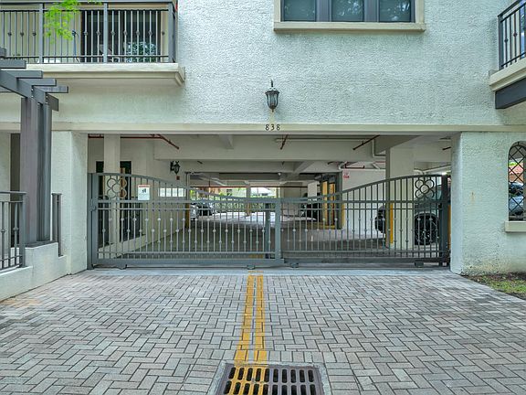 4th image of 838 Salzedo St APT 203