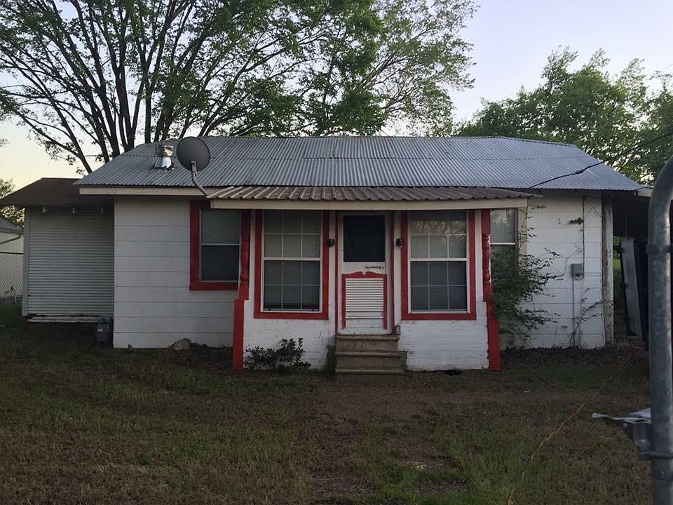 1st image of 212 Maplewood St