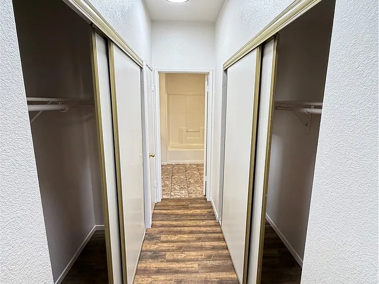7241 Indian Creek Ln #201 — Photo 26