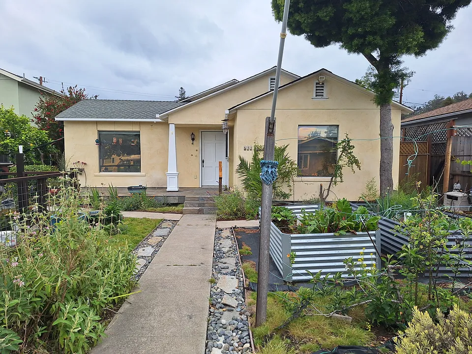 633 Trevethan Ave