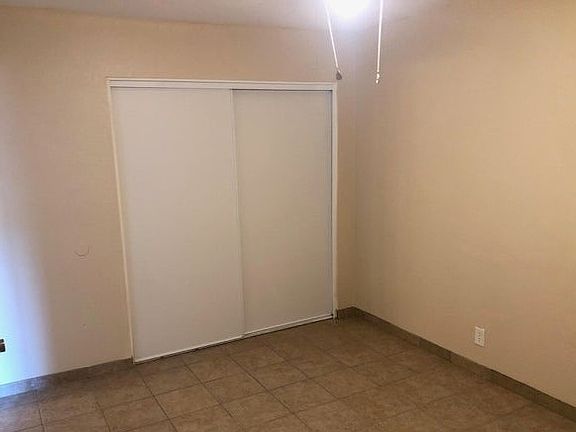 5th image of 305 N 93rd St APT 4