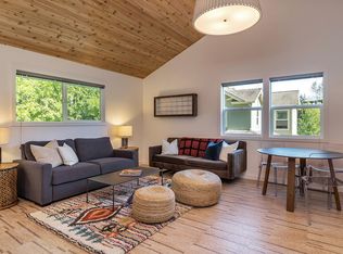 8152 Ragle Pl, Sebastopol, CA 95472