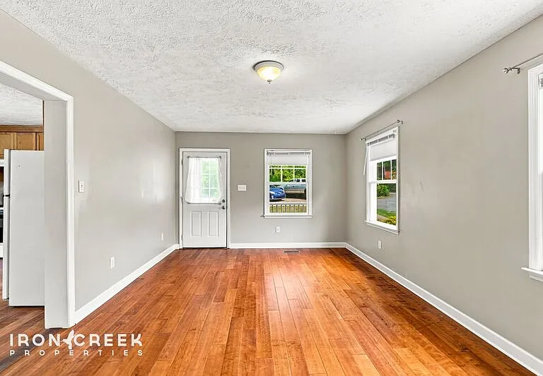 16 Spinet St — Photo 6