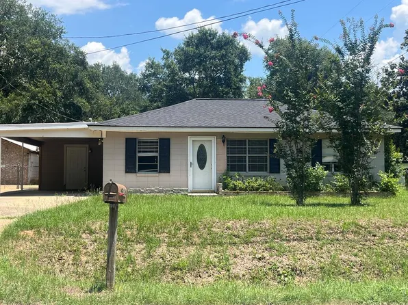 5404 Paulk Dr, Albany, GA 31721