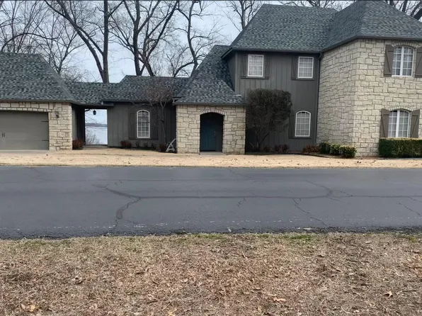 34100 S Coves Dr, Afton, OK 74331