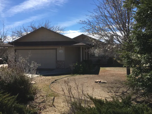 120 Lakeshore Dr, Wofford Heights, CA 93285