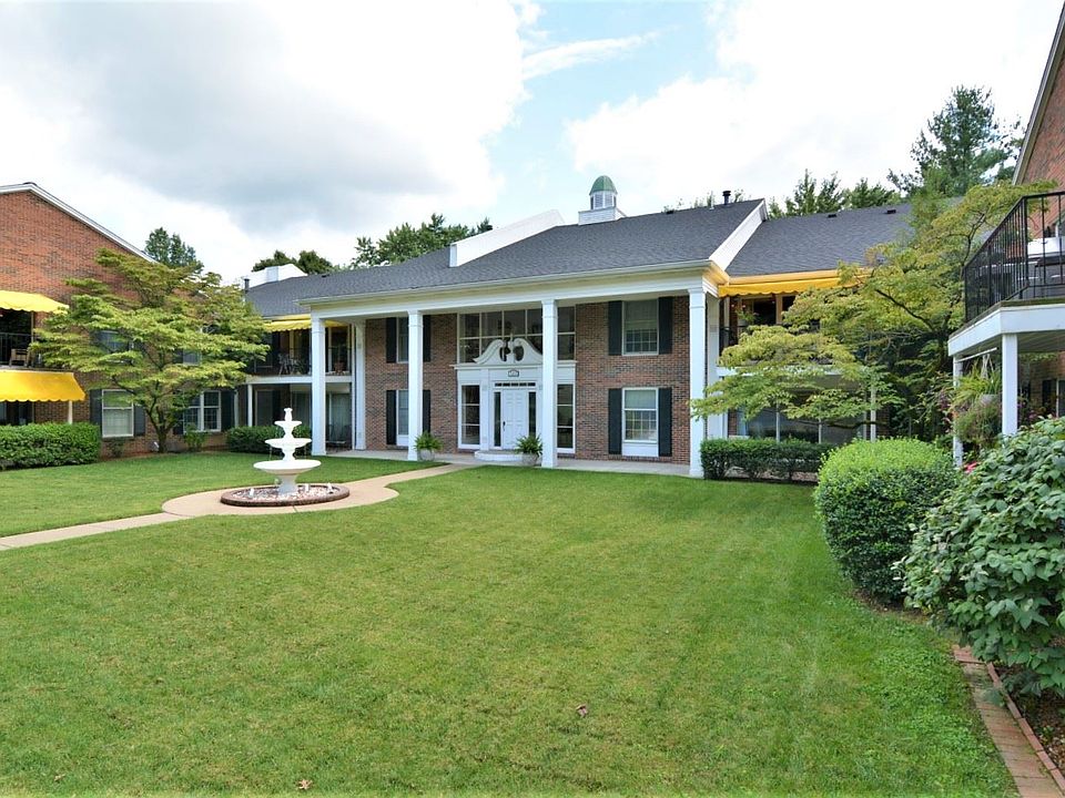 1st image of 114 Fernwood Pl